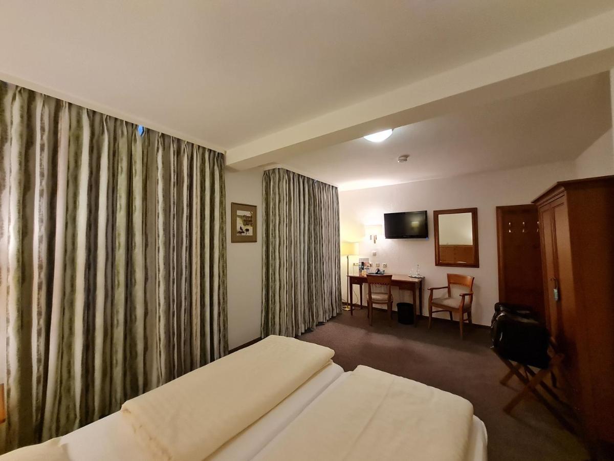Hotel Waldquelle - Baumhaushotel Aerzen Eksteriør bilde