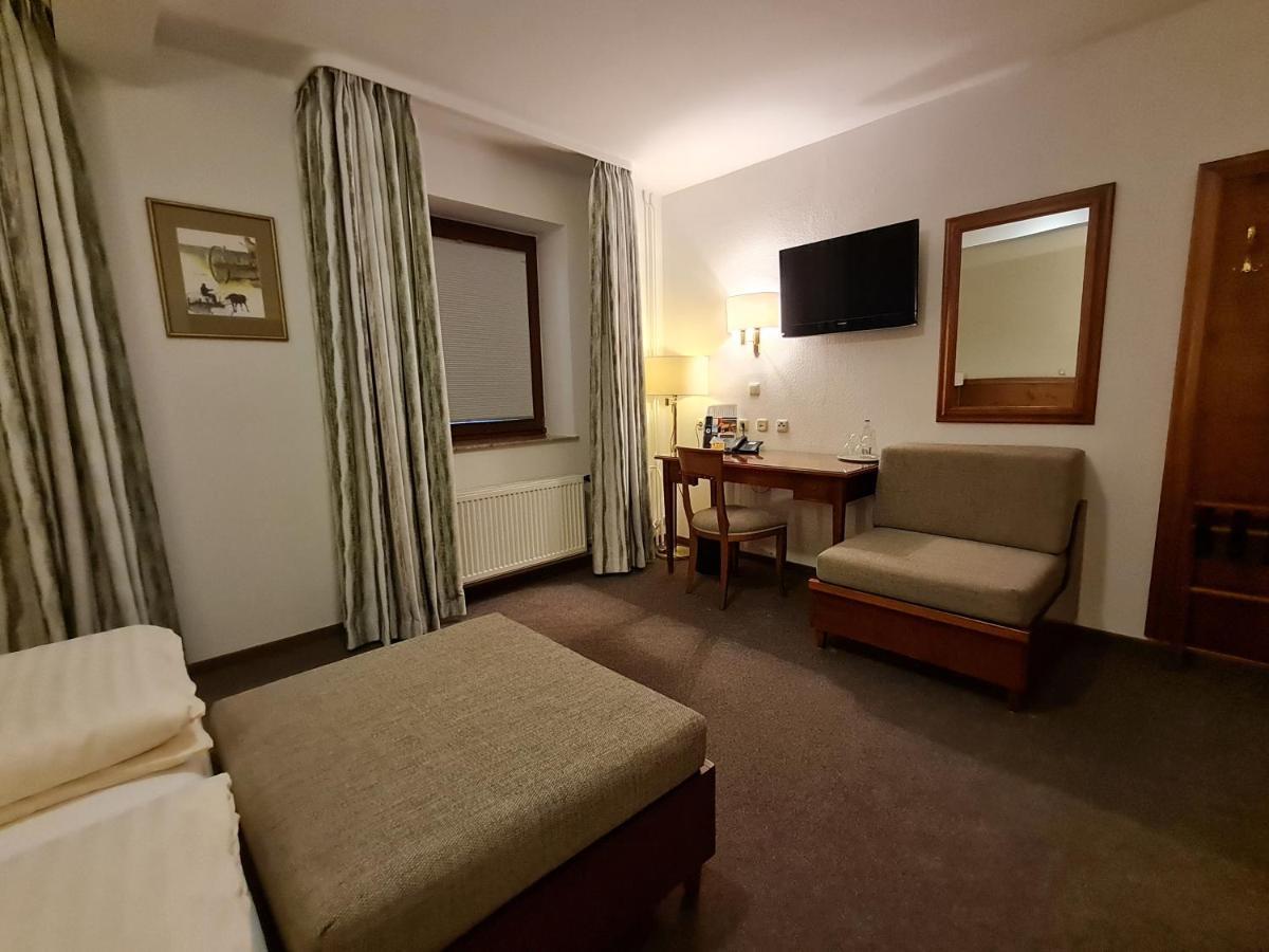 Hotel Waldquelle - Baumhaushotel Aerzen Eksteriør bilde